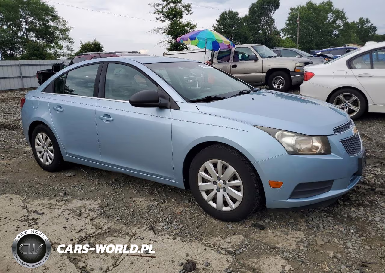2011 Chevrolet Cruze Ls VIN:1G1PC5SH3B7286855 - 4
