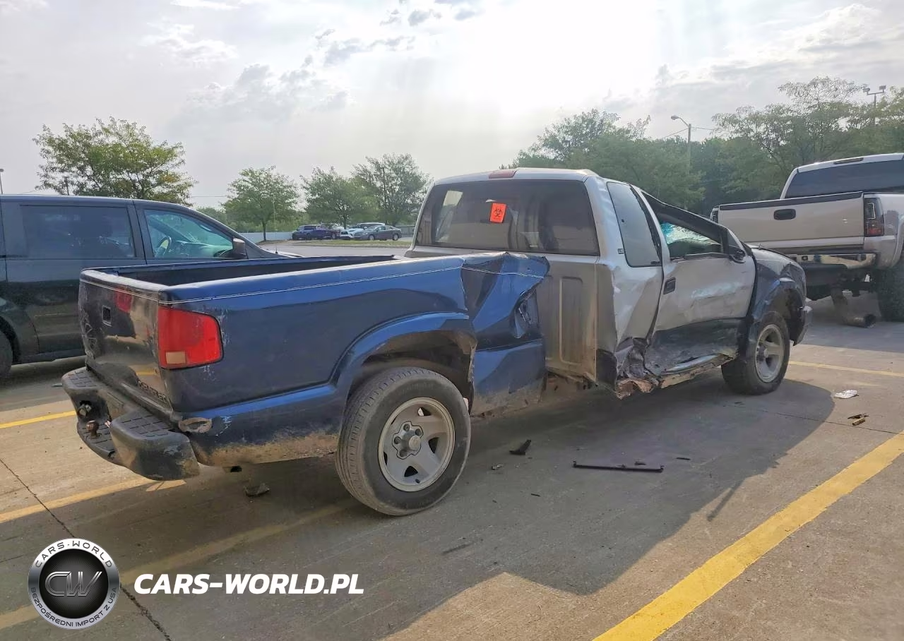 1996 Chevrolet S Truck S10 VIN:1GCCS19X3T8129658 - 3