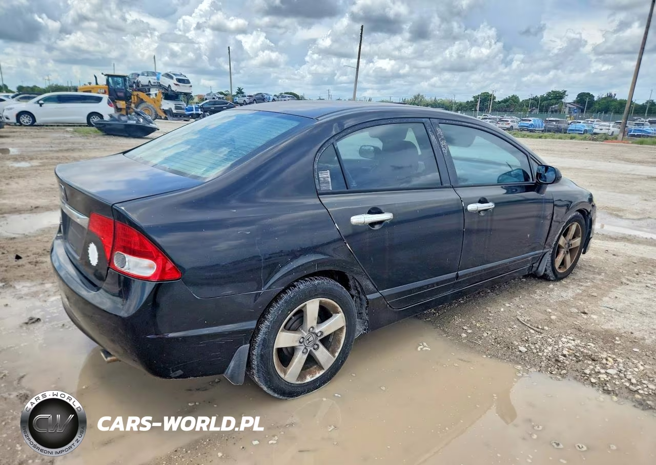 2010 Honda Civic Lx VIN:2HGFA1F57AH584234 - 3