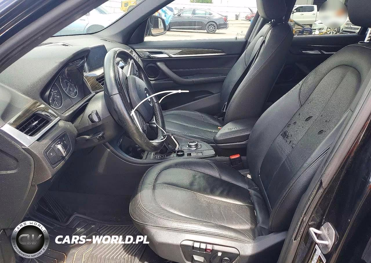 2018 BMW X1 Sdrive28I VIN:WBXHU7C35J5H41390 - 7