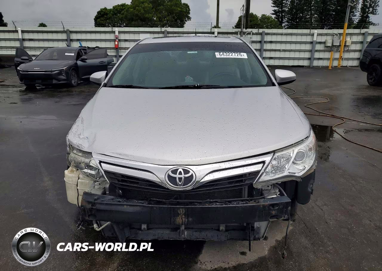 2013 Toyota Camry Xle VIN:4T4BF1FK1DR303519 - 5