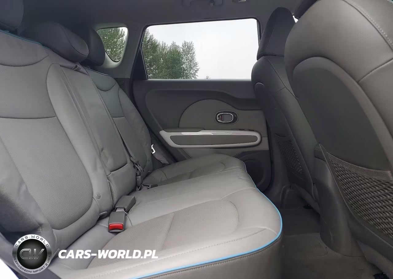 2018 Kia Soul Ev + VIN:KNDJX3AE7J7032349 - 11