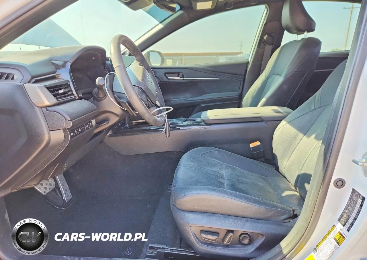 2025 Toyota Camry Xse VIN:4T1DBADK0SU513415 - 7