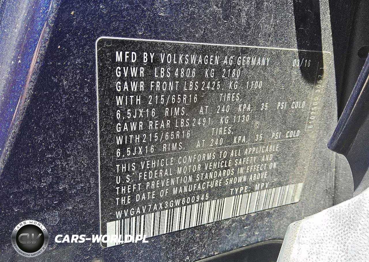 2016 Volkswagen Tiguan S VIN:WVGAV7AX3GW600945 - 12