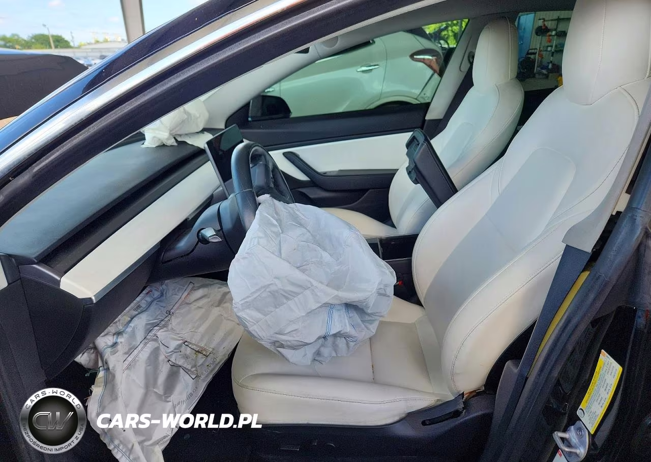 2018 Tesla Model 3 VIN:5YJ3E1EB3JF182911 - 7