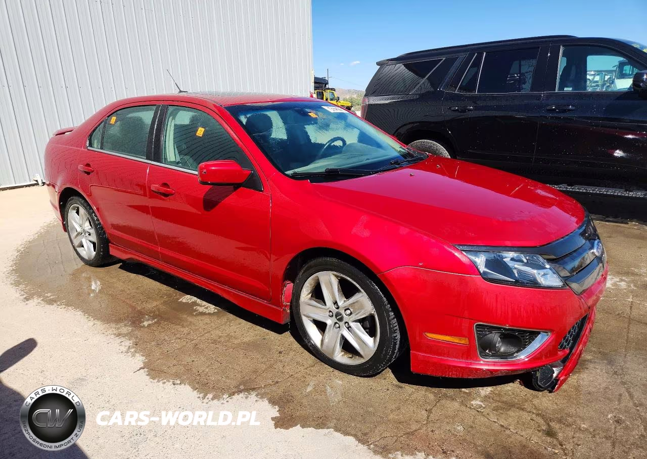 2012 Ford Fusion Sport VIN:3FAHP0DC1CR267385 - 4