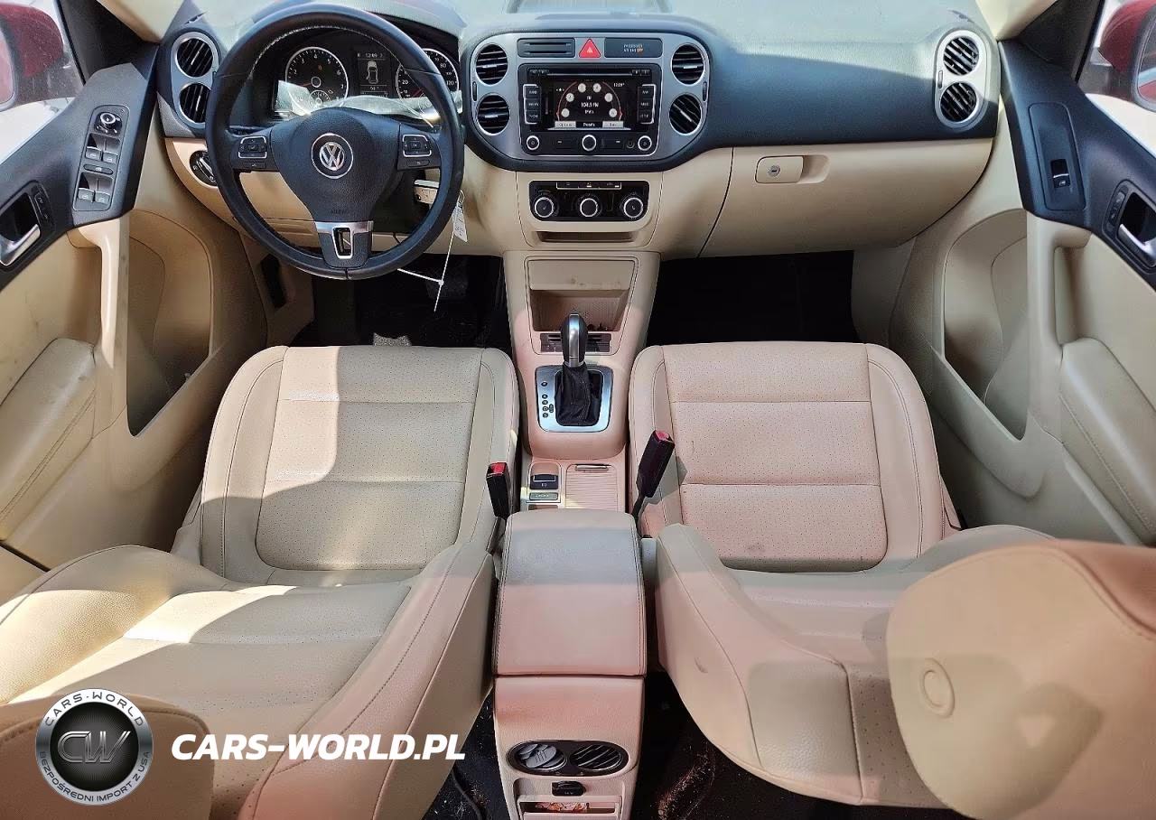 2011 Volkswagen Tiguan S VIN:WVGAV7AX2BW000250 - 8