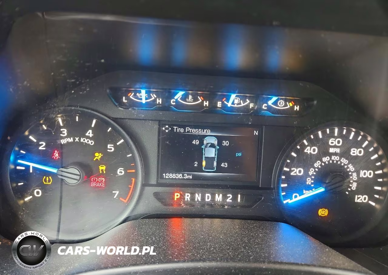 2017 Ford F150 Super Cab VIN:1FTEX1EP5HFB78637 - 9