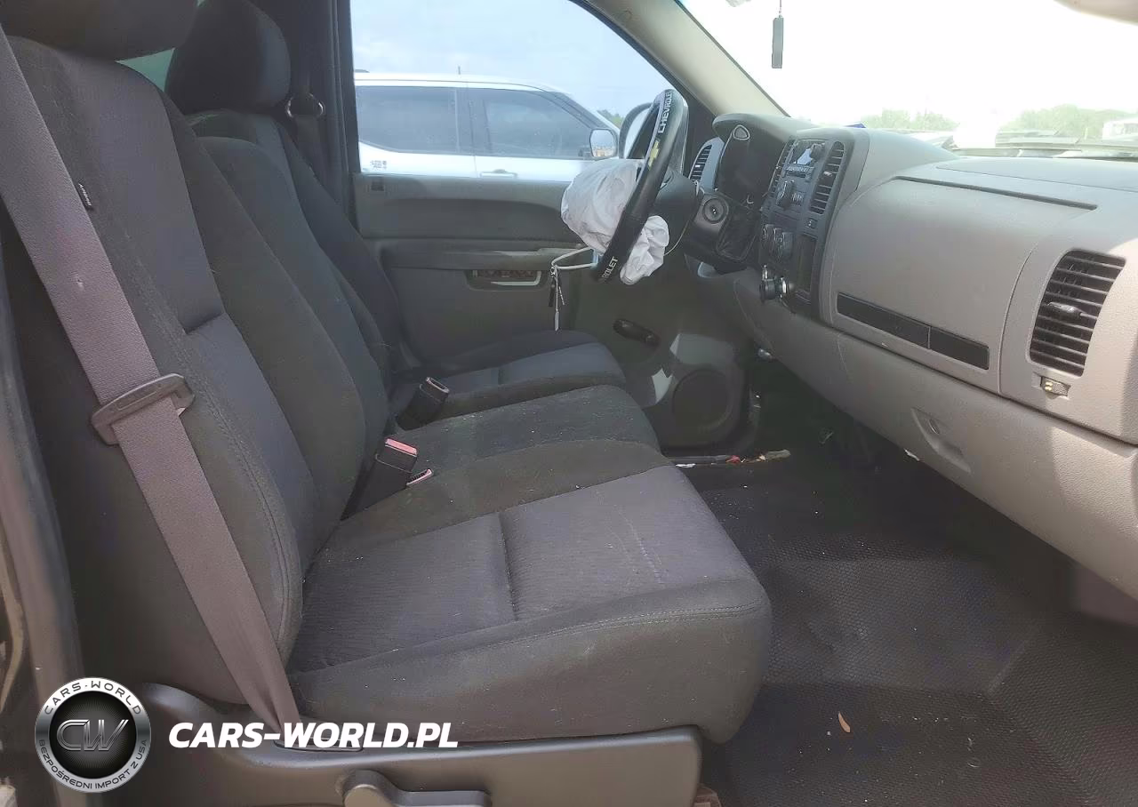 2011 Chevrolet Silverado C1500 VIN:1GCNCPEXXBZ159232 - 10