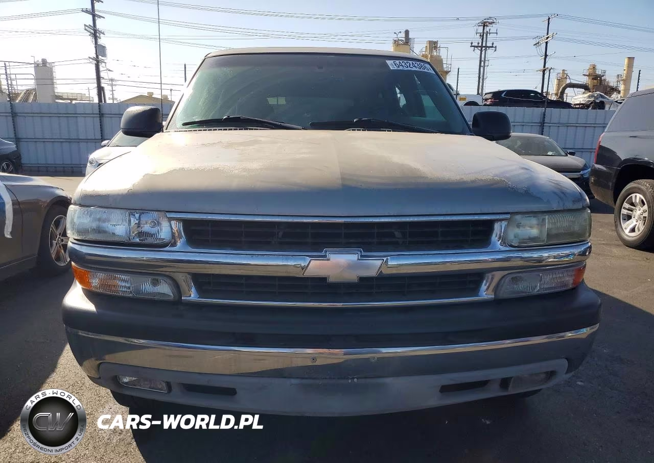 2003 Chevrolet Tahoe C1500 VIN:1GNEC13V83R231584 - 5