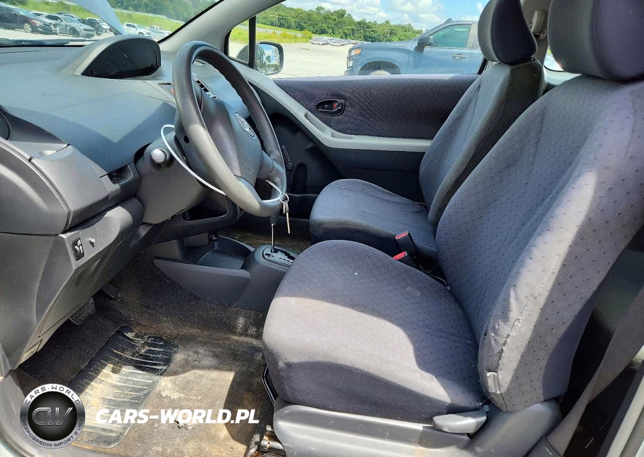 2009 Toyota Yaris Base VIN:JTDJT903X95263929 - 7