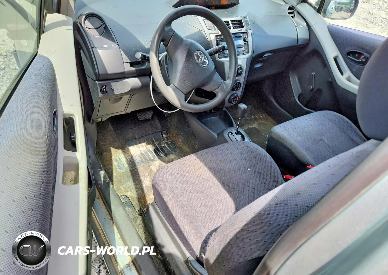 2009 Toyota Yaris Base VIN:JTDJT903X95263929 - 8