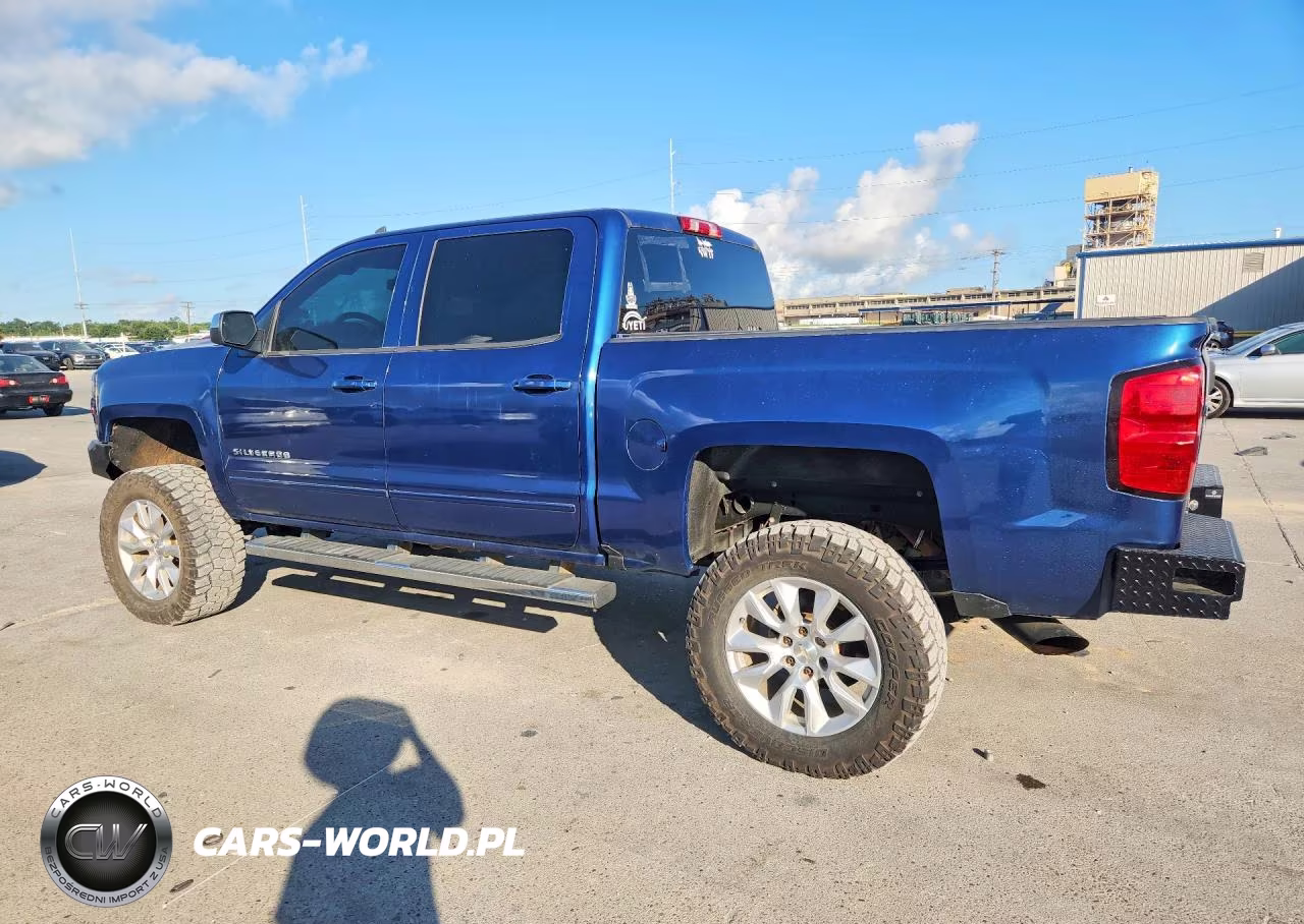 2018 Chevrolet Silverado K1500 Lt VIN:3GCUKREC2JG455853 - 2