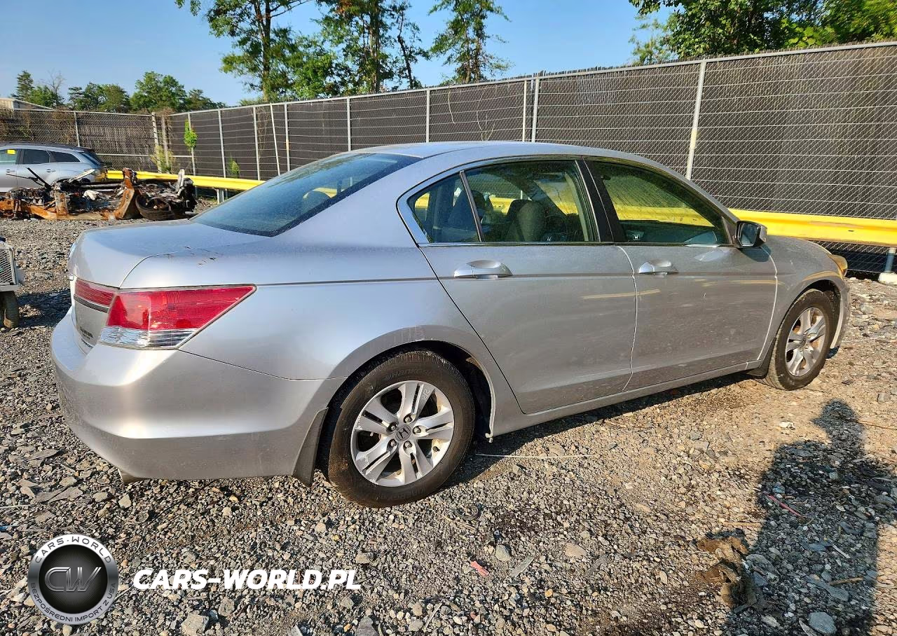 2011 Honda Accord Se VIN:1HGCP2F61BA018120 - 3
