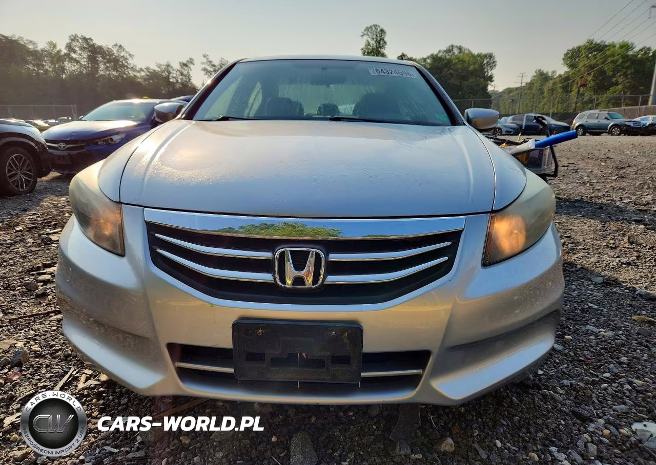 2011 Honda Accord Se VIN:1HGCP2F61BA018120 - 5