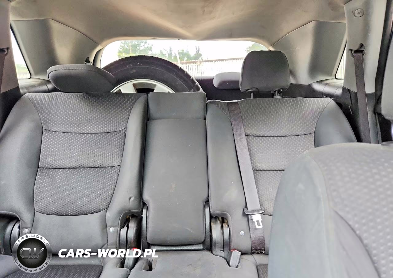 2011 Kia Sorento Lx VIN:5XYKTDA18BG043481 - 10