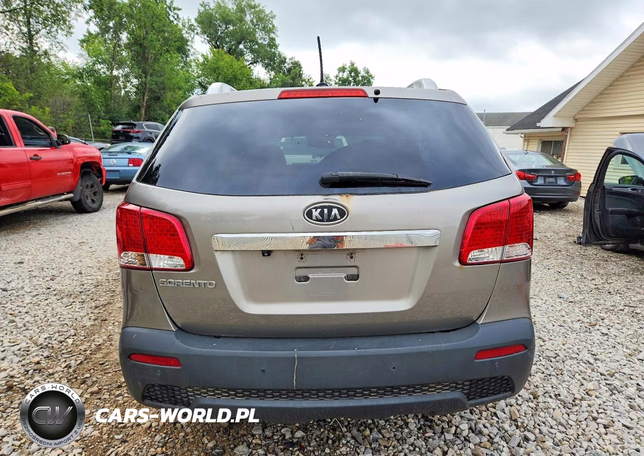 2011 Kia Sorento Lx VIN:5XYKTDA18BG043481 - 6