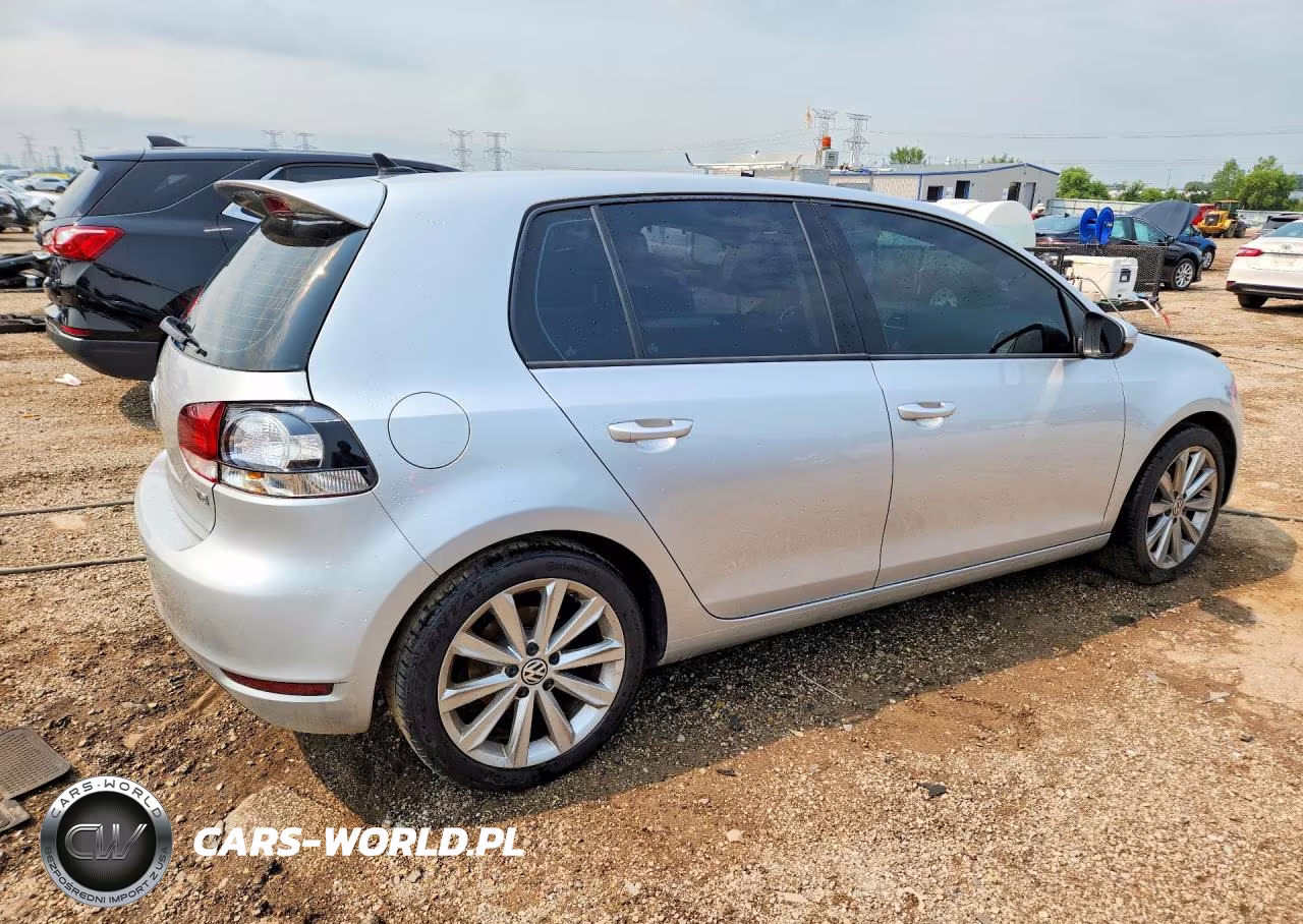 2014 Volkswagen Golf VIN:WVWDM7AJ8EW000239 - 3