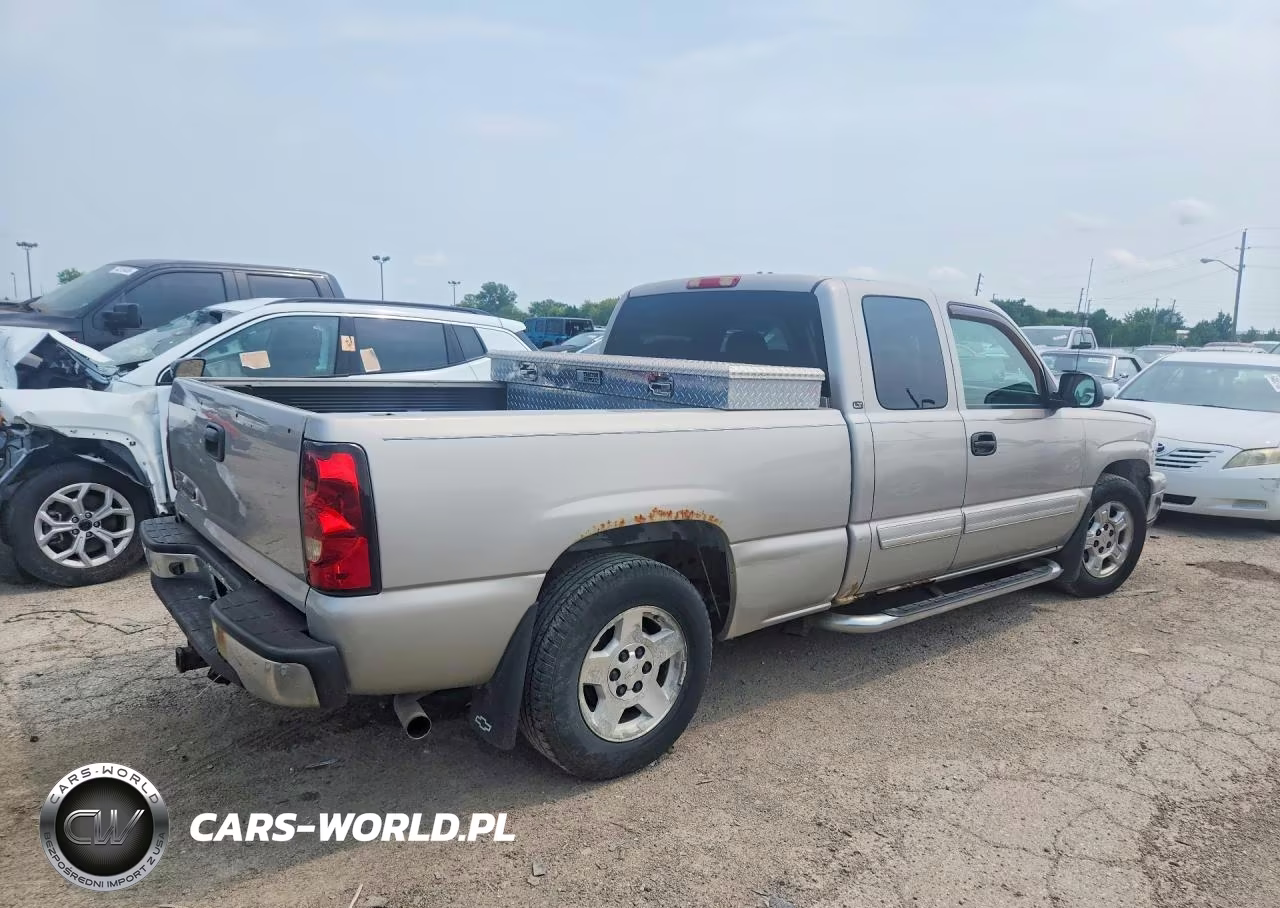 2007 Chevrolet Silverado C1500 Classic VIN:1GCEC19Z37Z192315 - 3