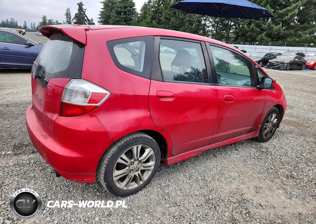 2009 Honda Fit Sport VIN:JHMGE88499S073681 - 3