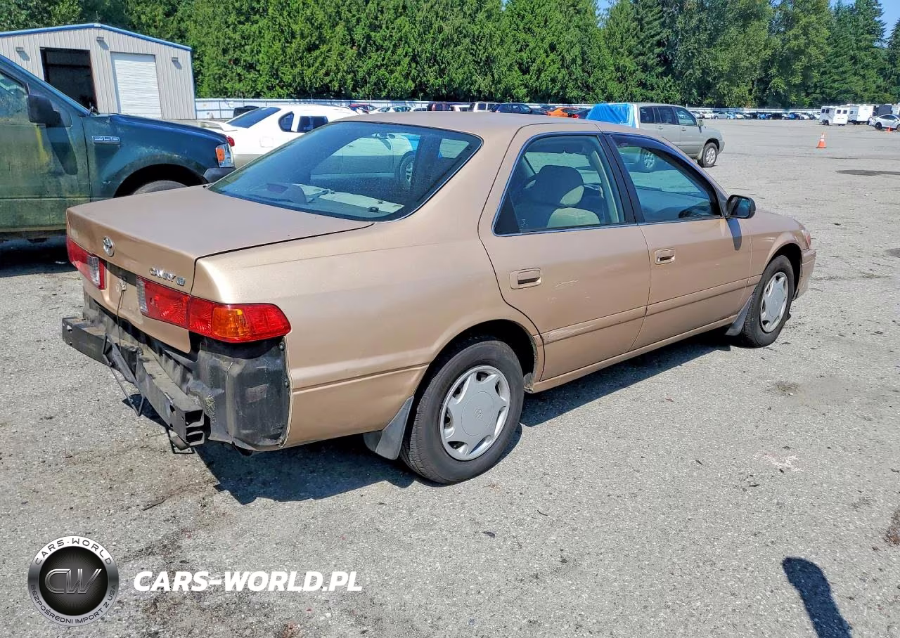 2000 Toyota Camry Ce VIN:4T1BG22K2YU758503 - 3