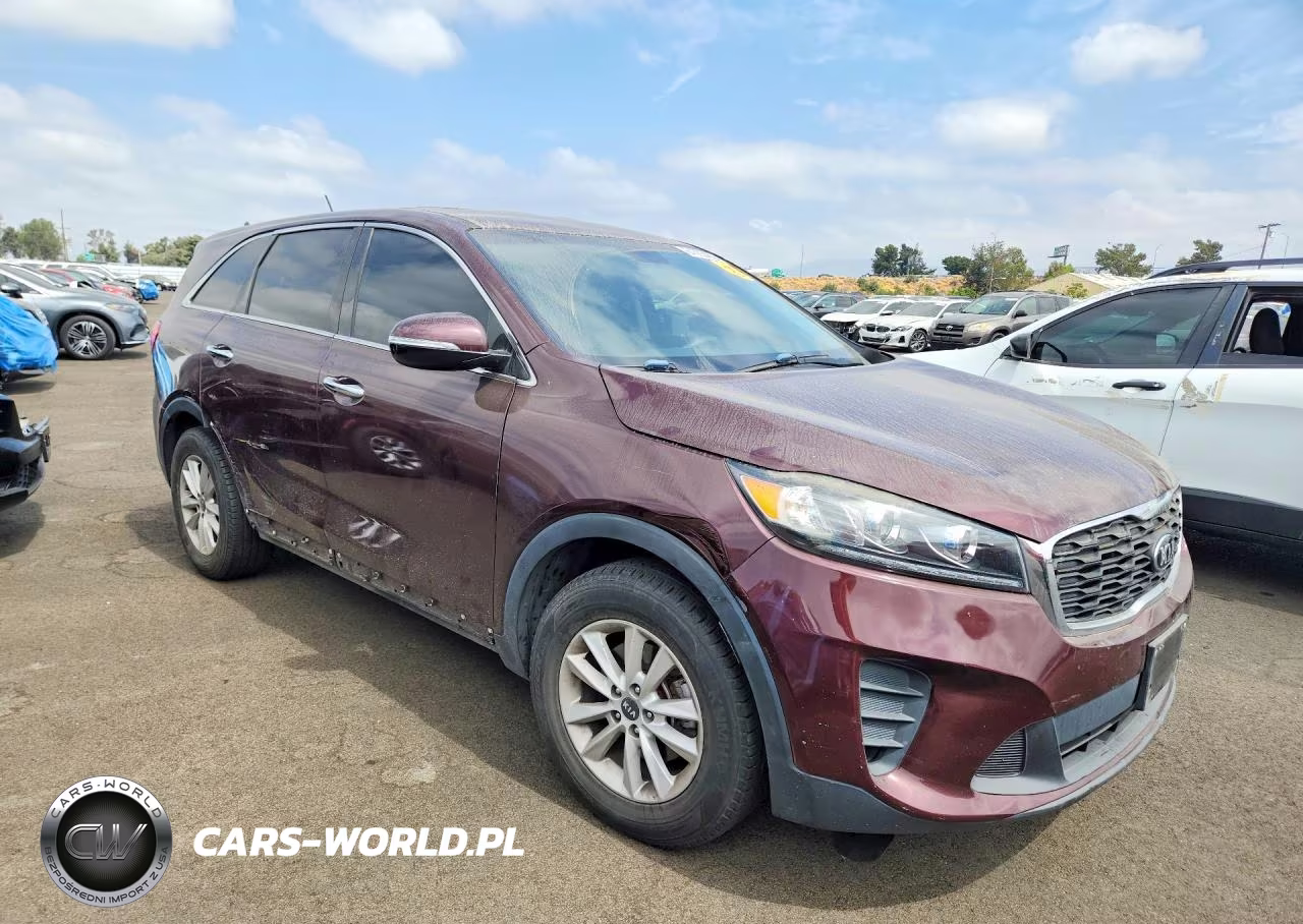 2019 Kia Sorento Lx VIN:5XYPG4A33KG520765 - 4