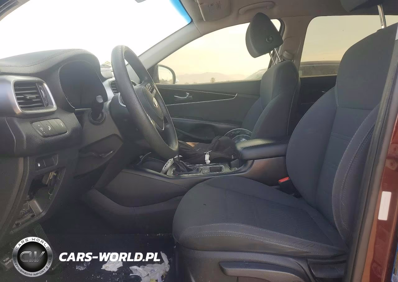 2019 Kia Sorento Lx VIN:5XYPG4A33KG520765 - 7