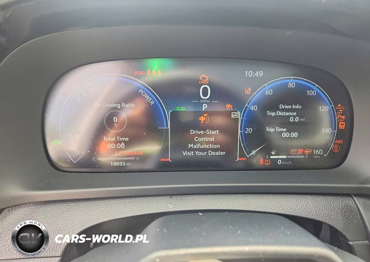2025 Toyota Crown Signia Limited VIN:JTDACAAJ6S3032199 - 9