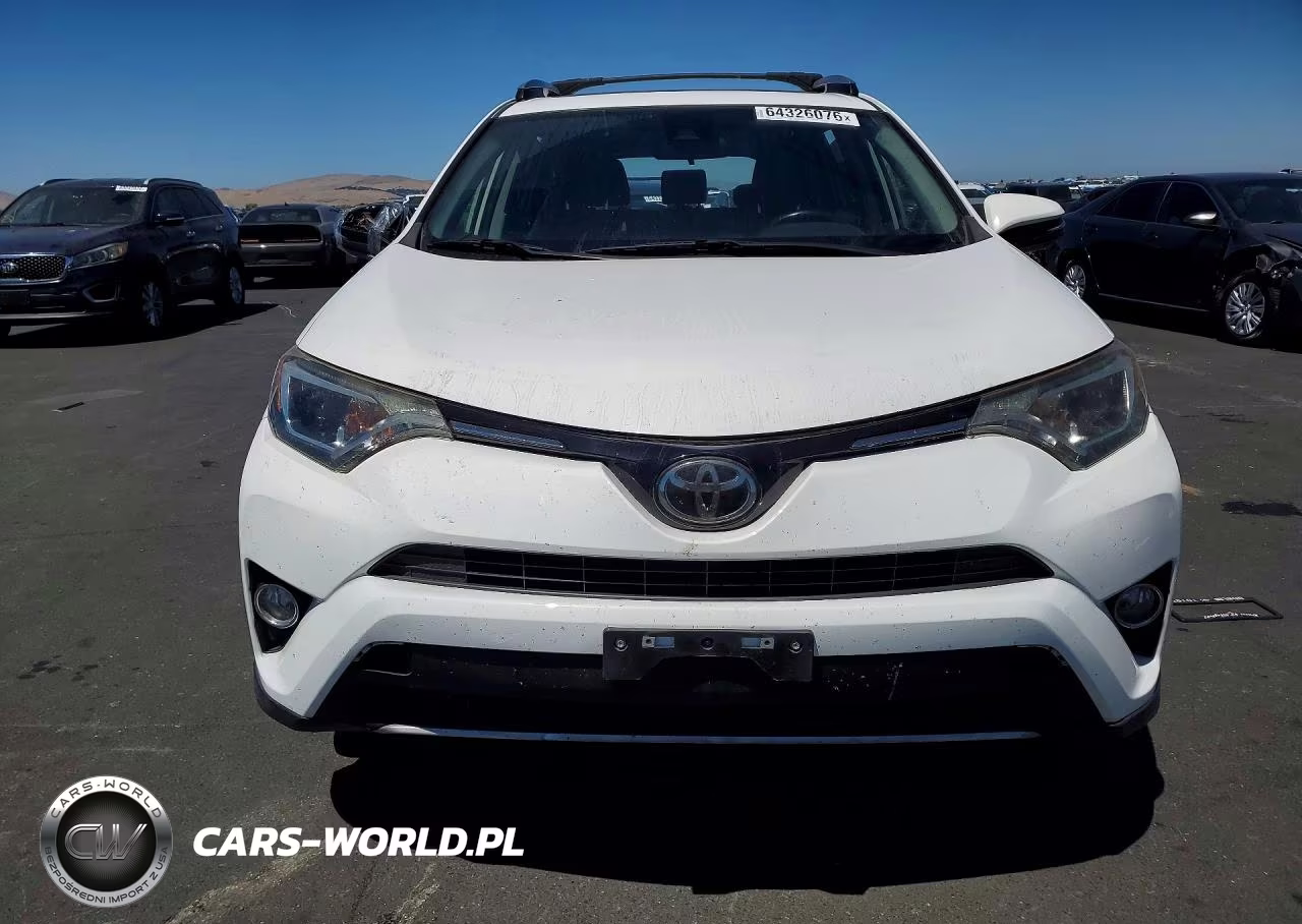 2017 Toyota Rav4 Xle VIN:JTMWFREV1HD093729 - 5