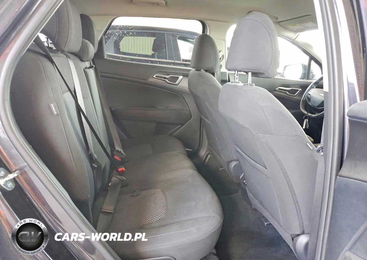 2026 Kia Sportage Lx VIN:5XYK23DF9TG402164 - 10