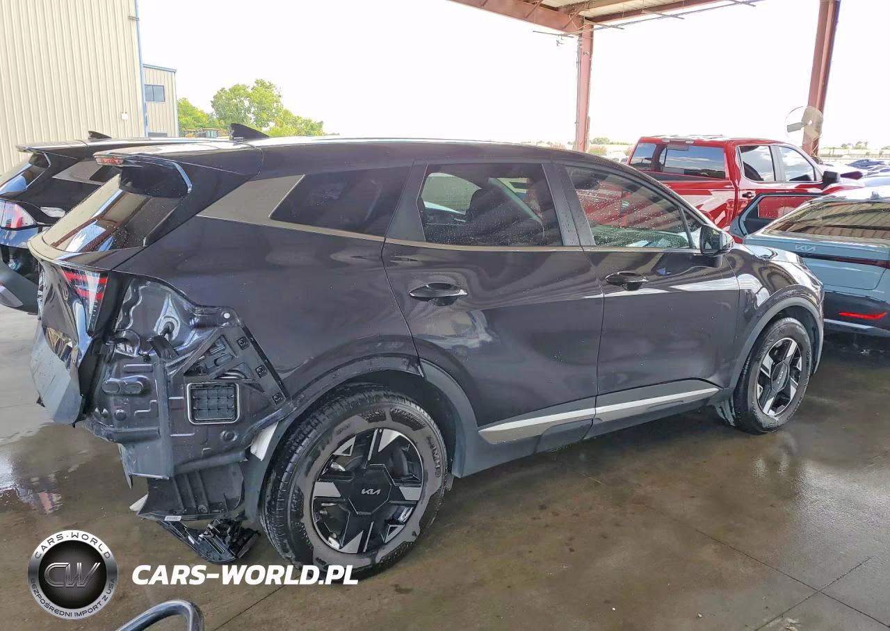 2026 Kia Sportage Lx VIN:5XYK23DF9TG402164 - 3