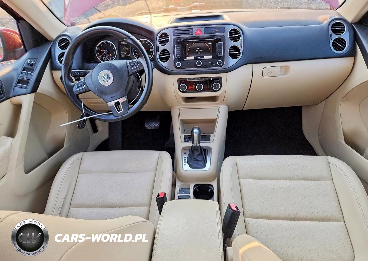 2011 Volkswagen Tiguan S VIN:WVGBV7AX2BW001063 - 8