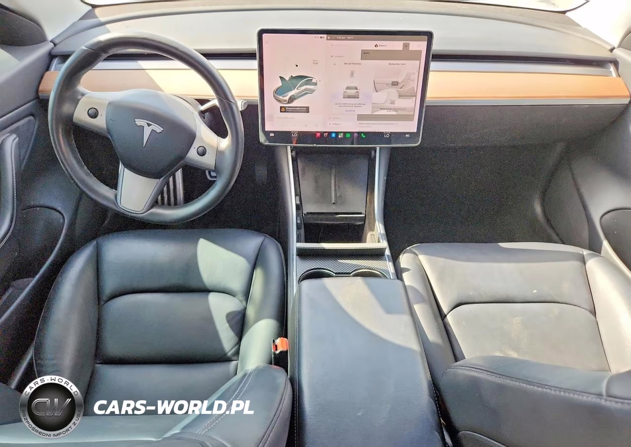 2018 Tesla Model 3 VIN:5YJ3E1EB1JF084735 - 8