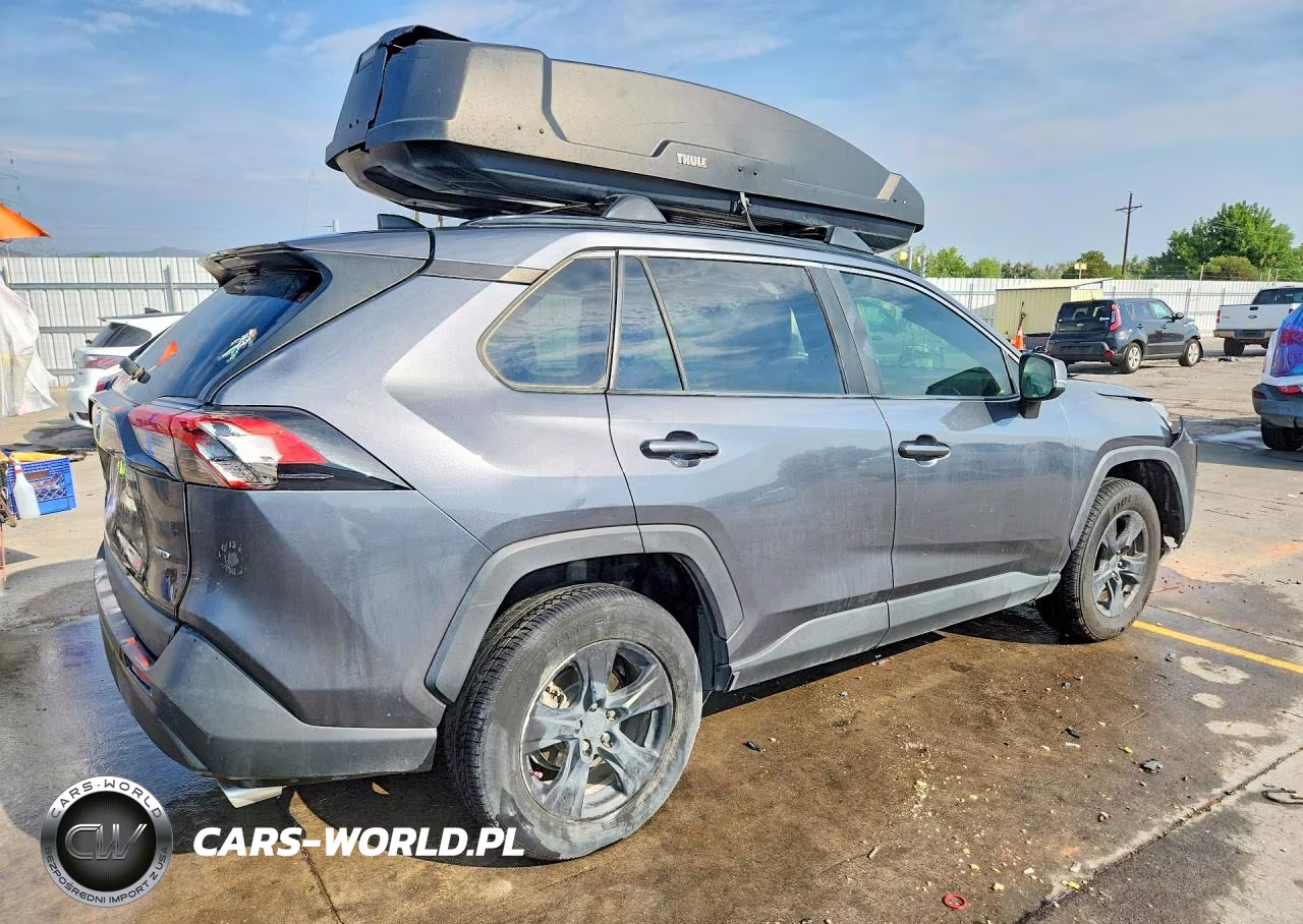 2020 Toyota Rav4 Xle VIN:JTMP1RFV0LD054012 - 3