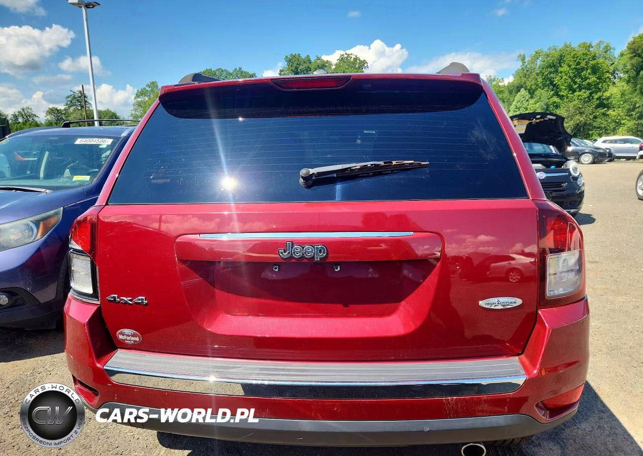 2016 Jeep Compass Latitude VIN:1C4NJDEB1GD598932 - 6