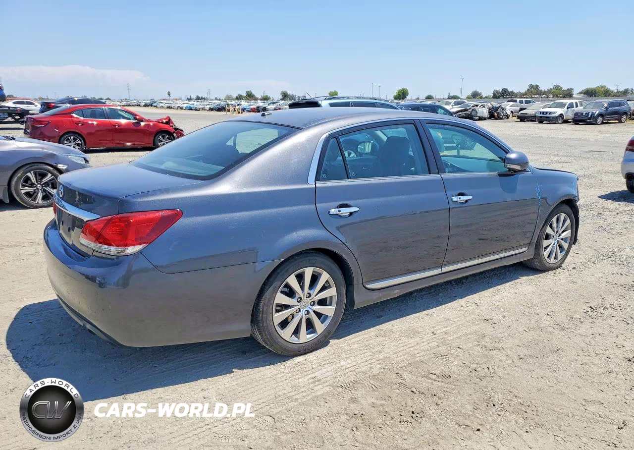 2011 Toyota Avalon Limited VIN:4T1BK3DB5BU386714 - 3