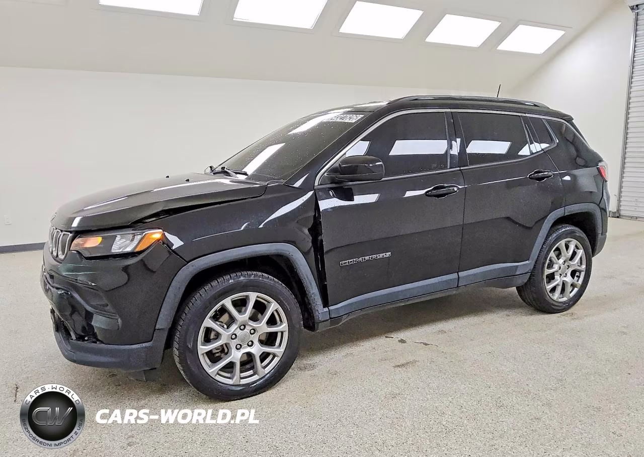 2022 Jeep Compass Latitude Lux – zdjęcie 1 z 15