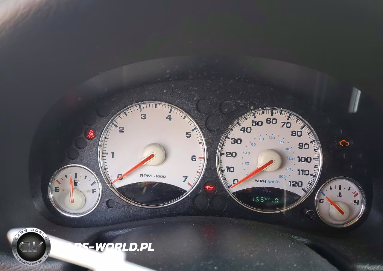 2002 Jeep Liberty Limited VIN:1J4GL58K62W294345 - 9