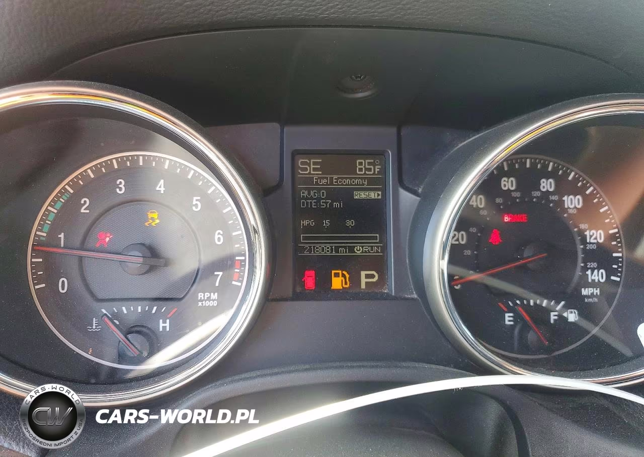 2011 Jeep Grand Cherokee Laredo VIN:1J4RS4GG1BC676691 - 9