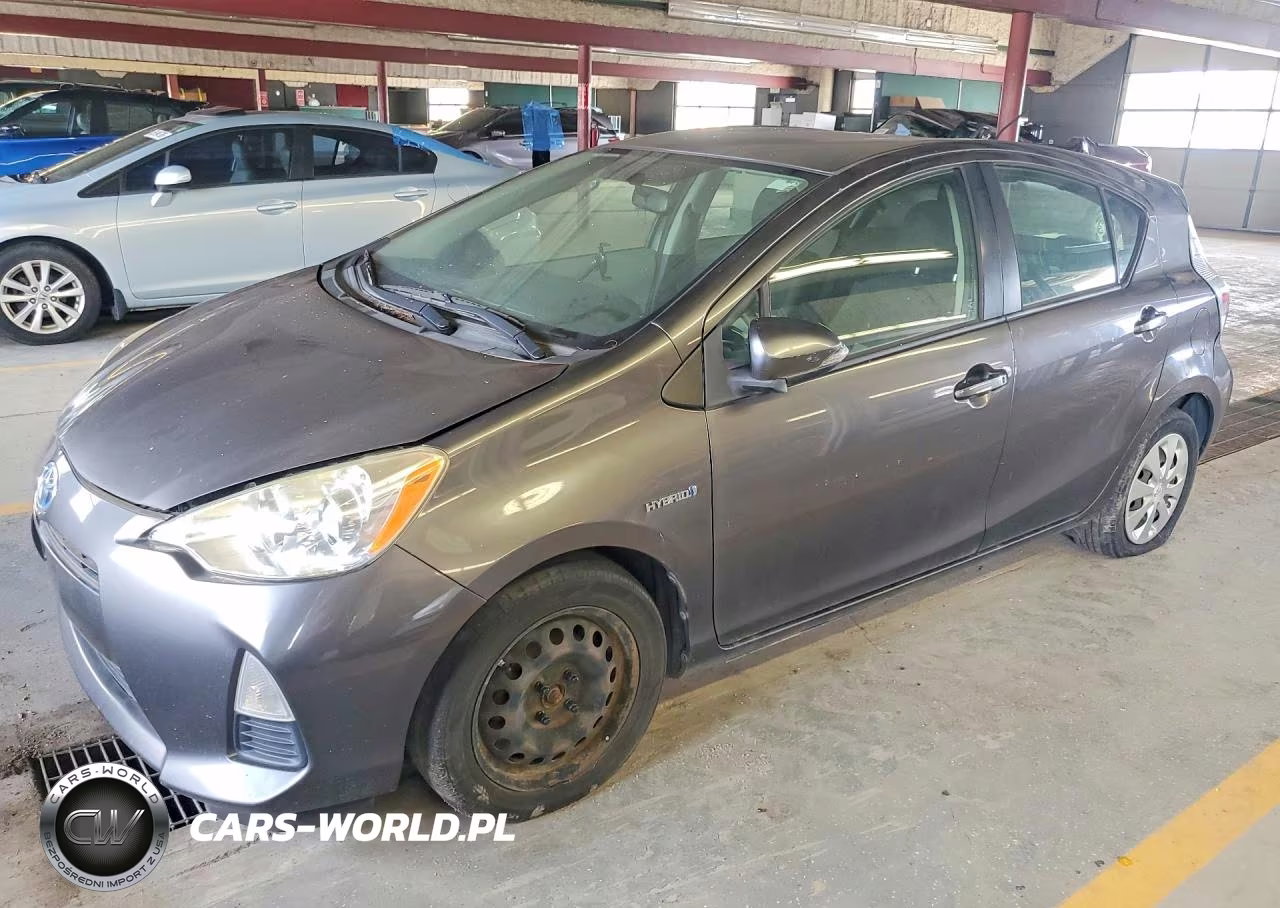 2014 Toyota Prius C Two – zdjęcie 1 z 12