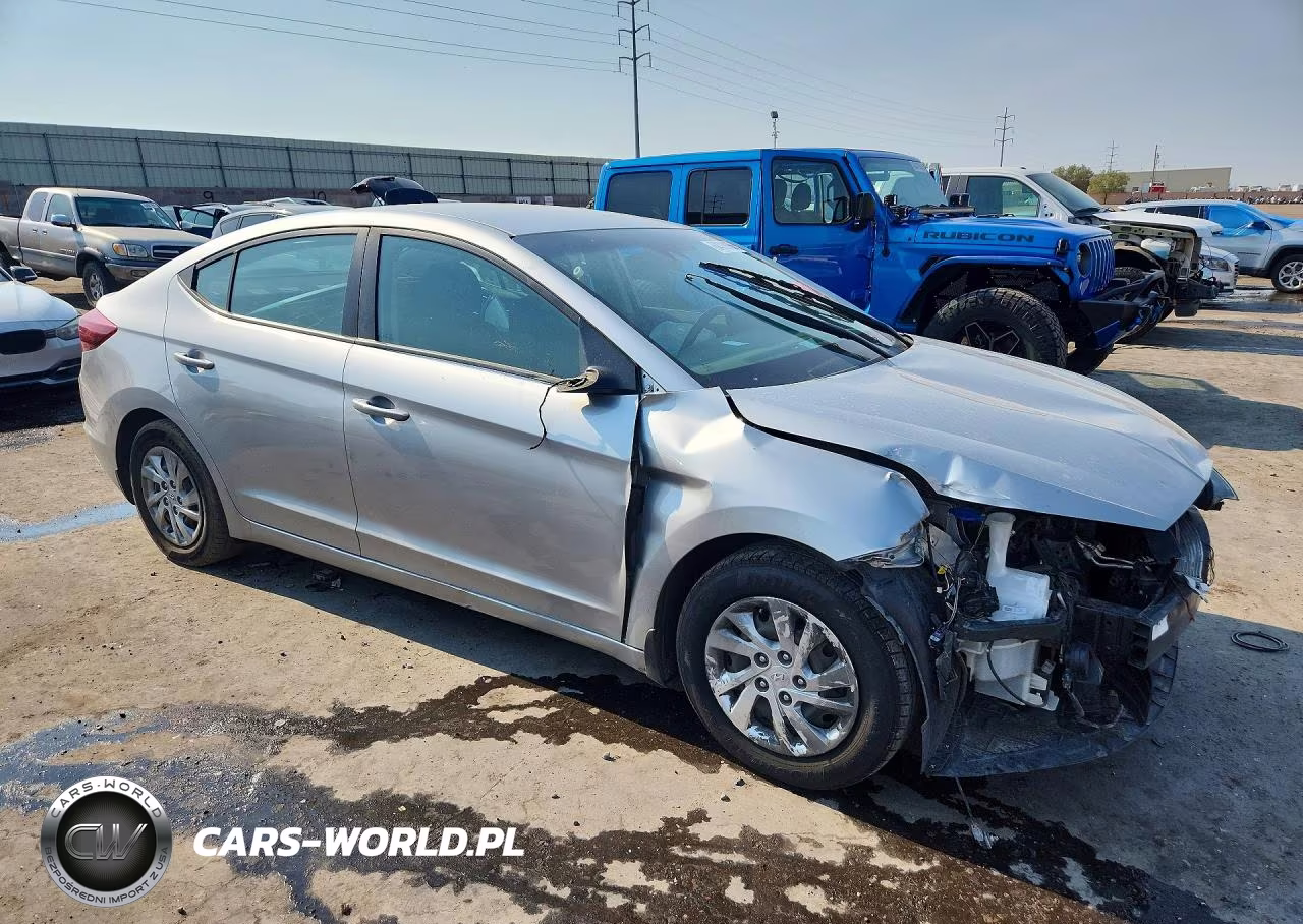 2020 Hyundai Elantra Se VIN:5NPD74LF0LH589496 - 4
