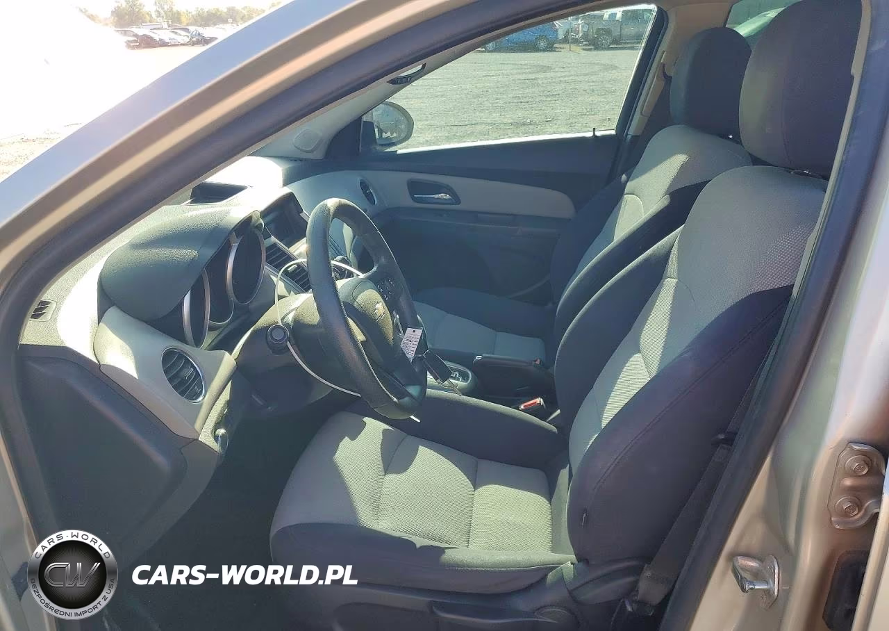 2014 Chevrolet Cruze Ls VIN:1G1PA5SG8E7235238 - 7