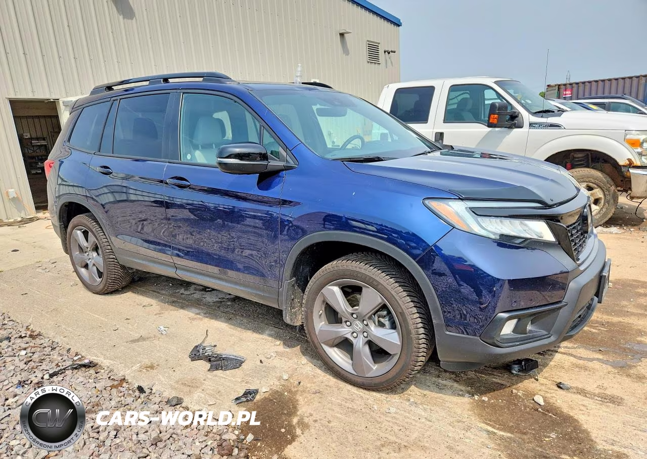 2021 Honda Passport Touring VIN:5FNYF8H93MB015165 - 4