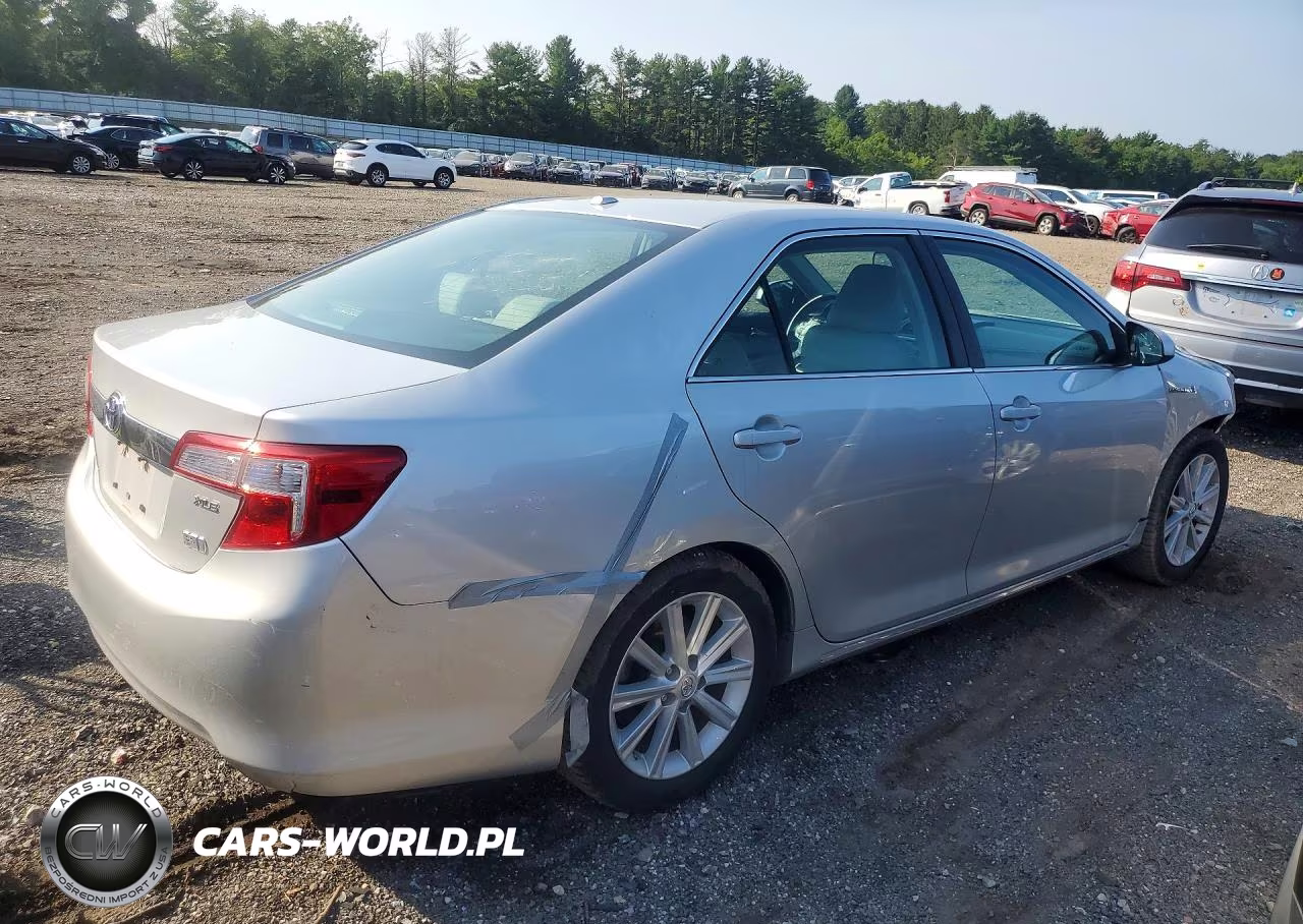 2013 Toyota Camry Hybrid Xle VIN:4T1BD1FK2DU085381 - 3