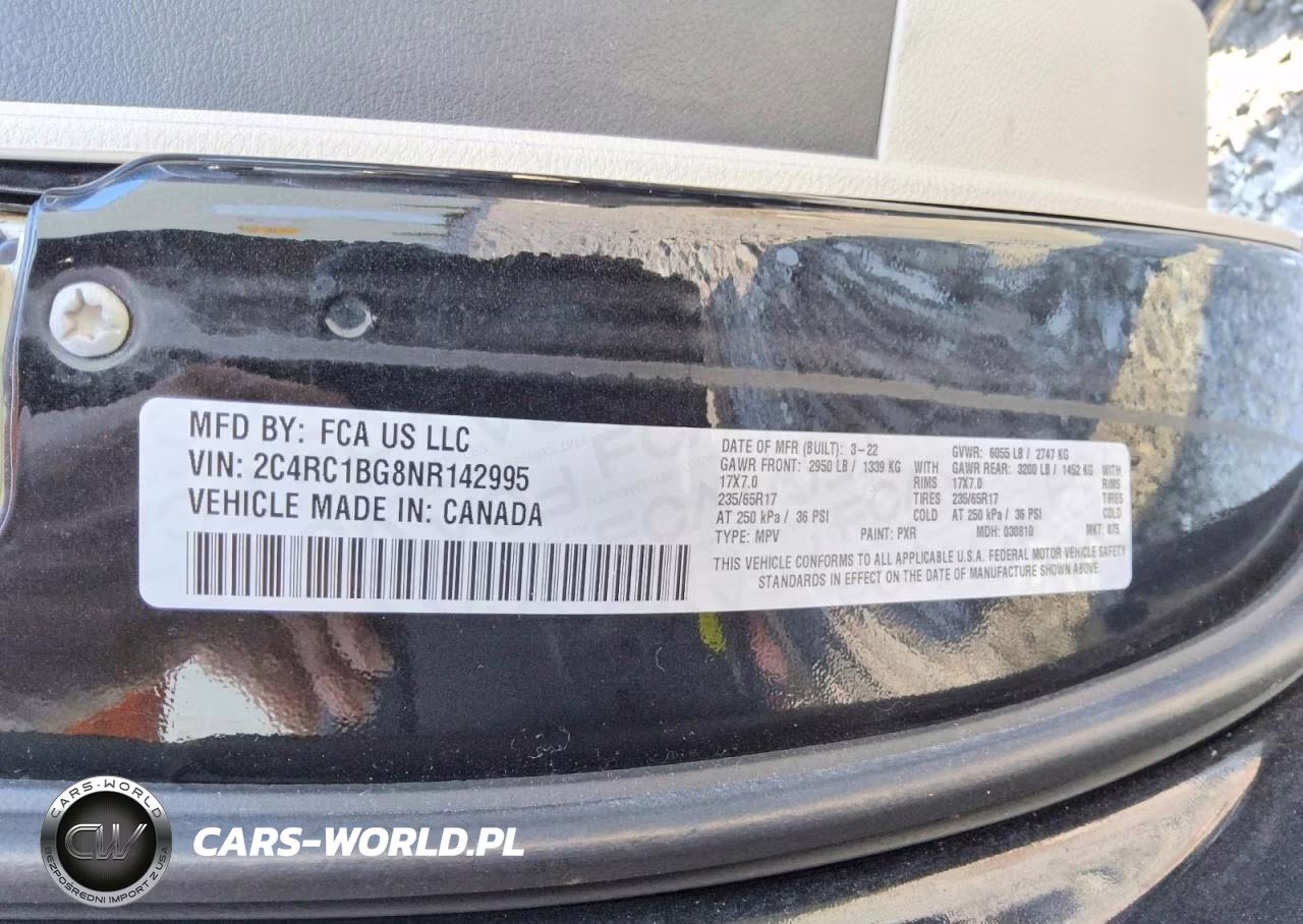 2022 Chrysler Pacifica Touring L VIN:2C4RC1BG8NR142995 - 13