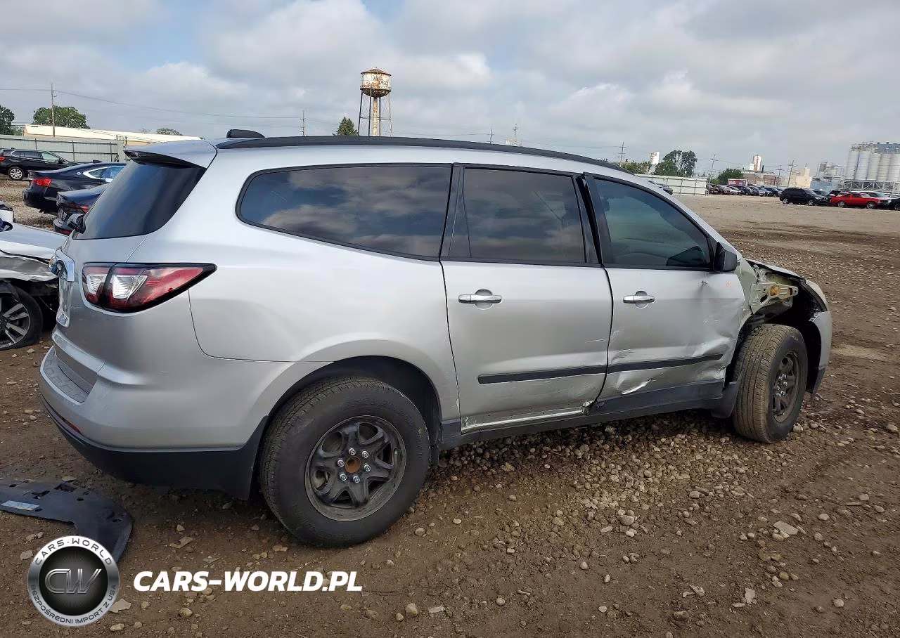 2017 Chevrolet Traverse Ls VIN:1GNKRFKDXHJ299379 - 3
