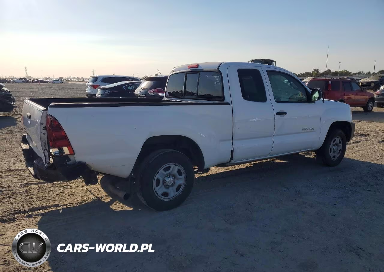 2014 Toyota Tacoma Base VIN:5TFTX4CN1EX044482 - 3