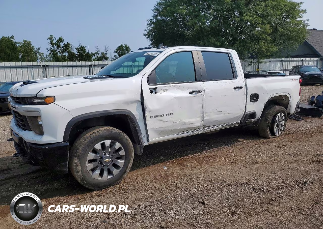 2024 Chevrolet Silverado K2500 Custom – zdjęcie 1 z 12