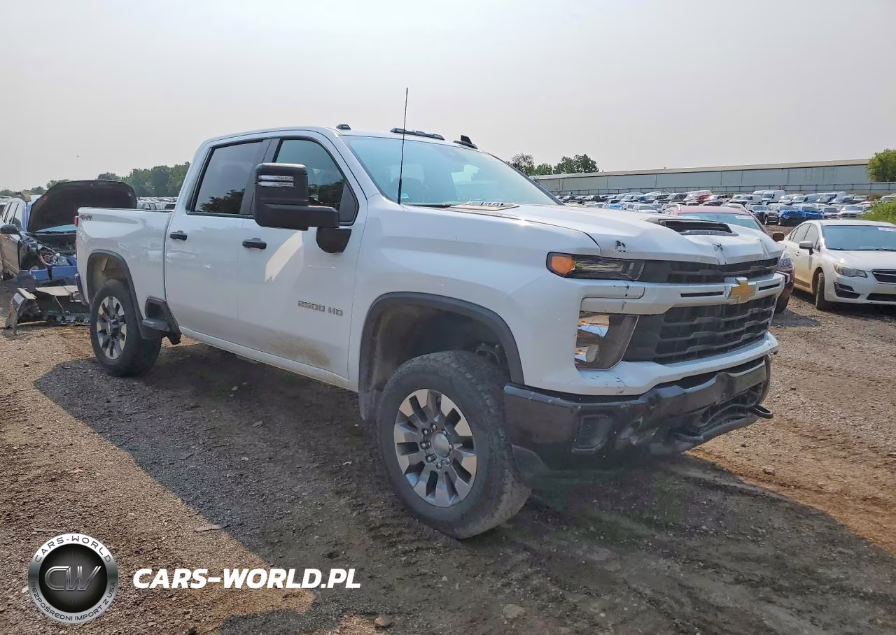 2024 Chevrolet Silverado K2500 Custom VIN:2GC4YME72R1136008 - 4