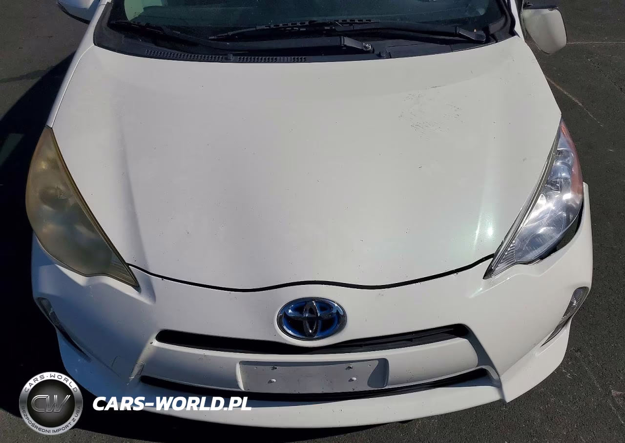 2013 Toyota Prius C VIN:JTDKDTB35D1550879 - 11